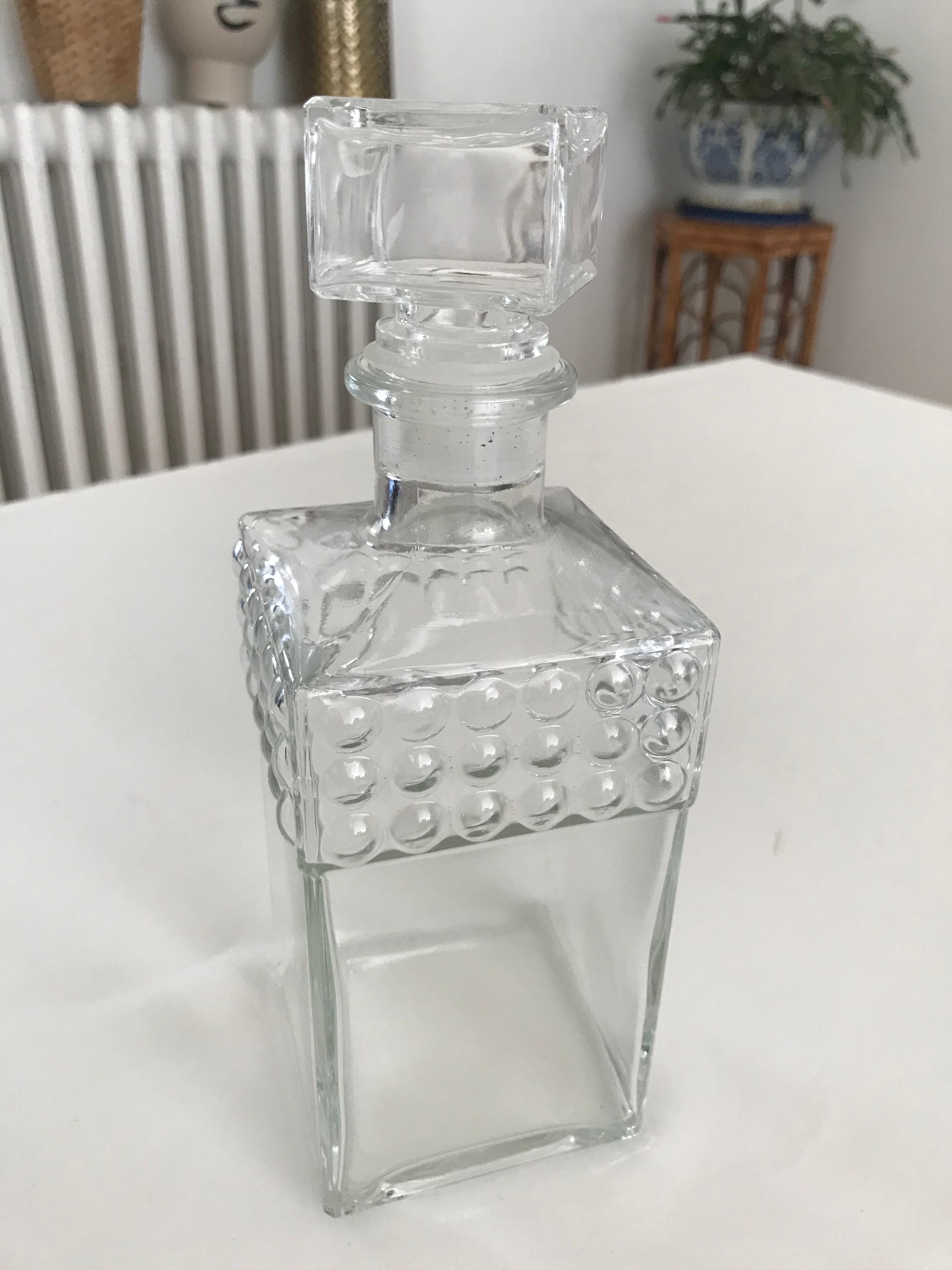 Glass whisky carafe