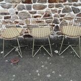 Three chairs in the style of Harry Bertoia