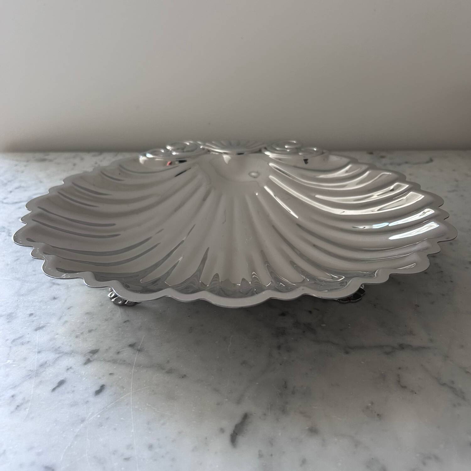 Large stainless steel seashell bowl