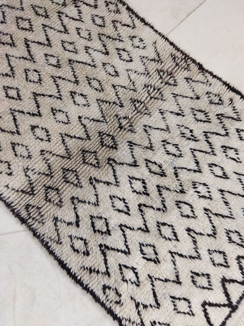 Moroccan berbere carpet 135x75cm