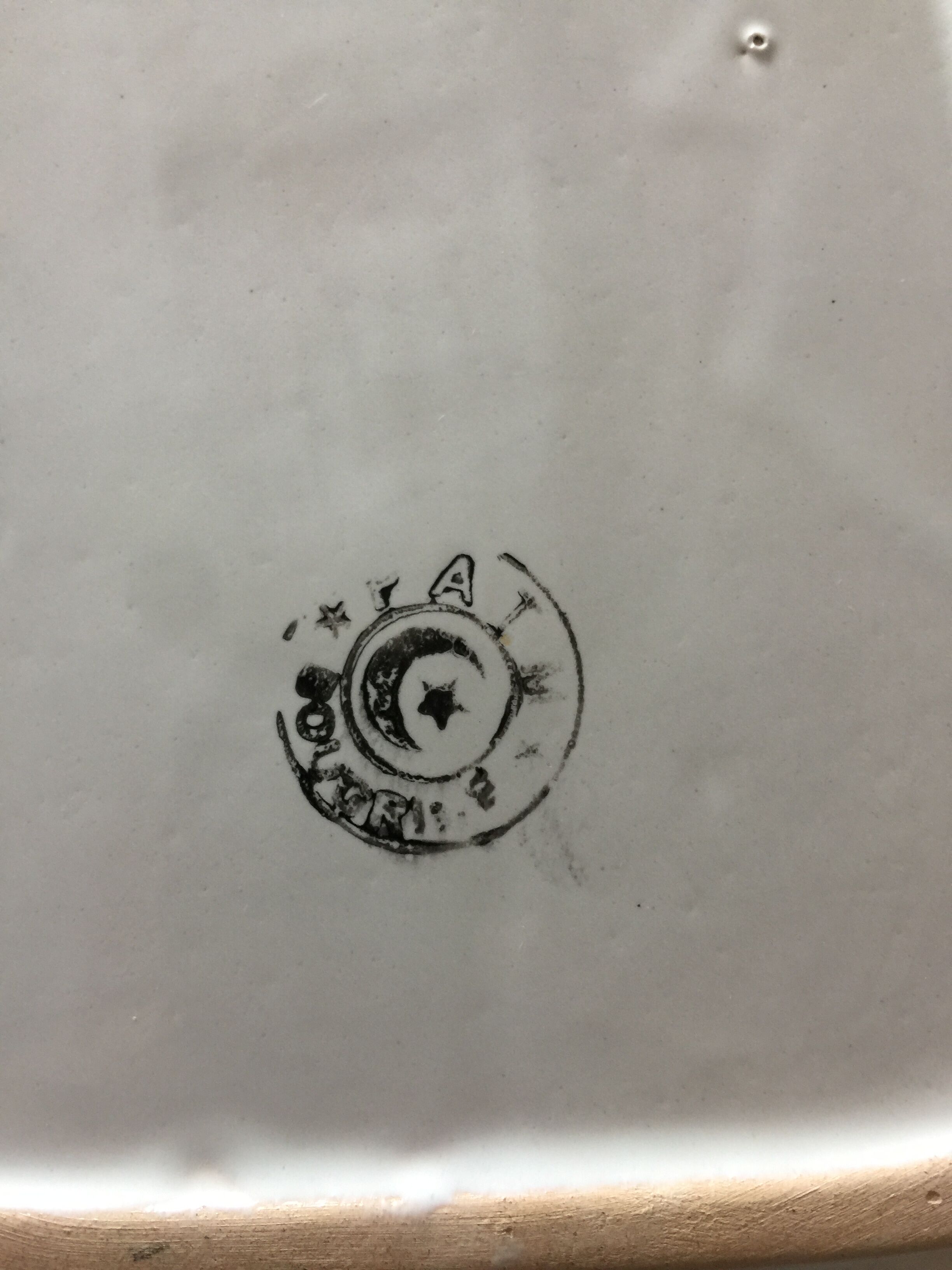 Ceramic dish oriental decoration signed FATH