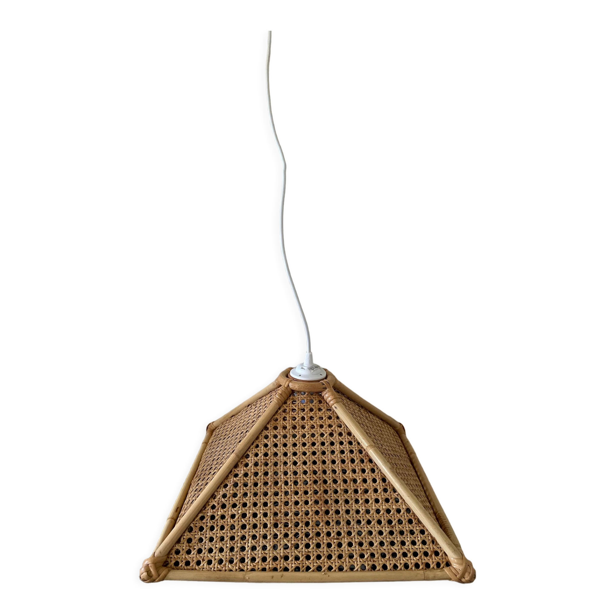 Canning and rattan suspension