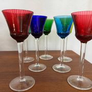 Verres à vin colorés en cristal Saint Louis