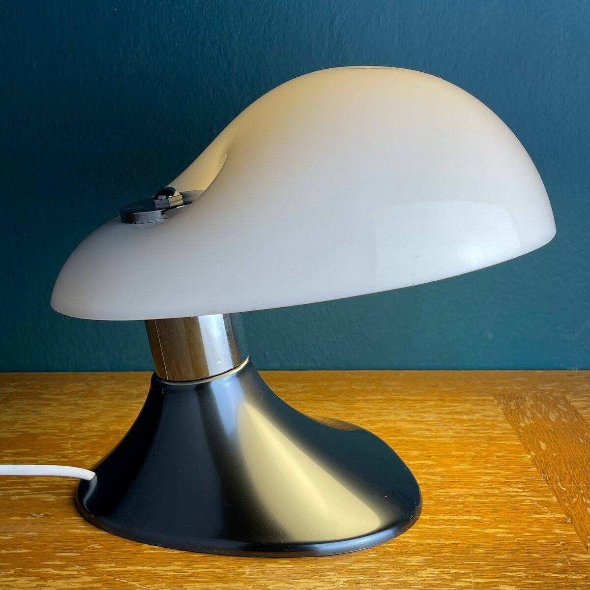 Cobra table lamp attributed to Guzzini, Italy, 1960s.