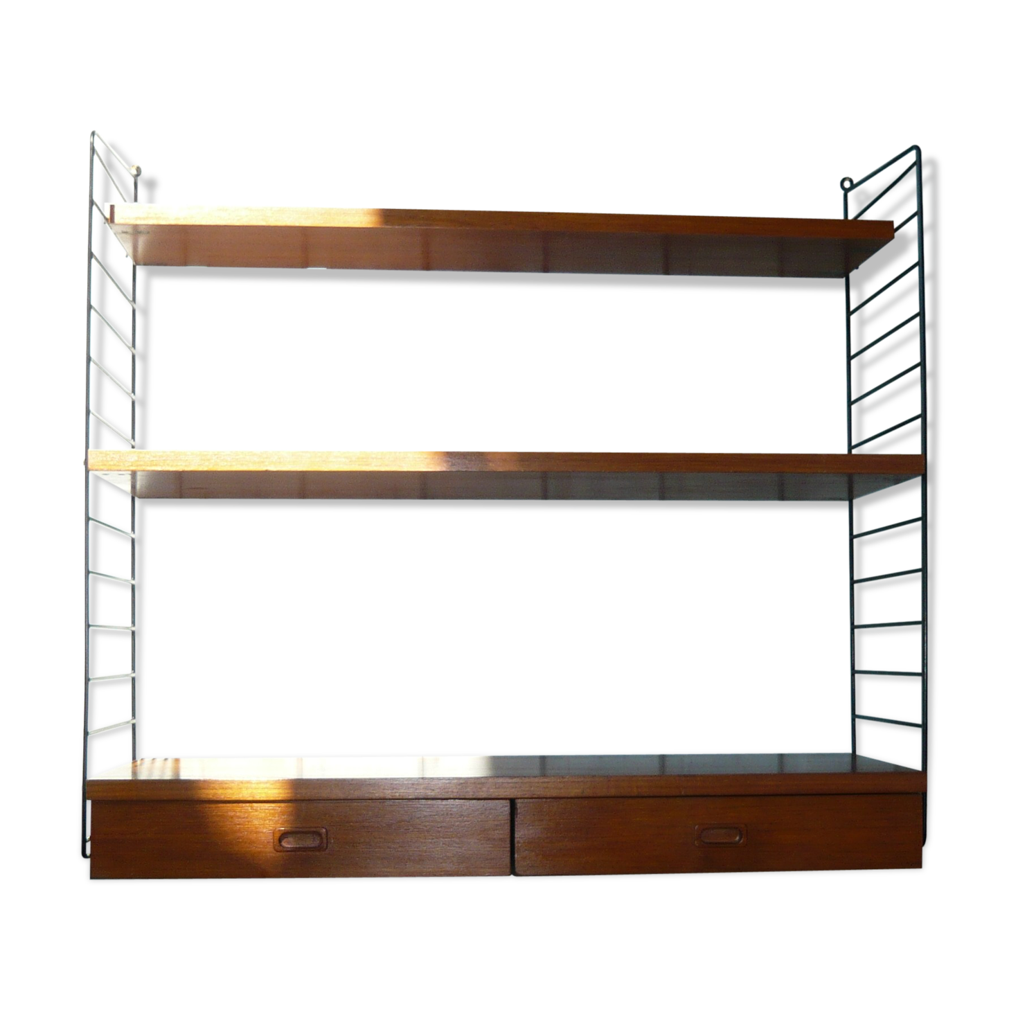 Scandinavian tomado string