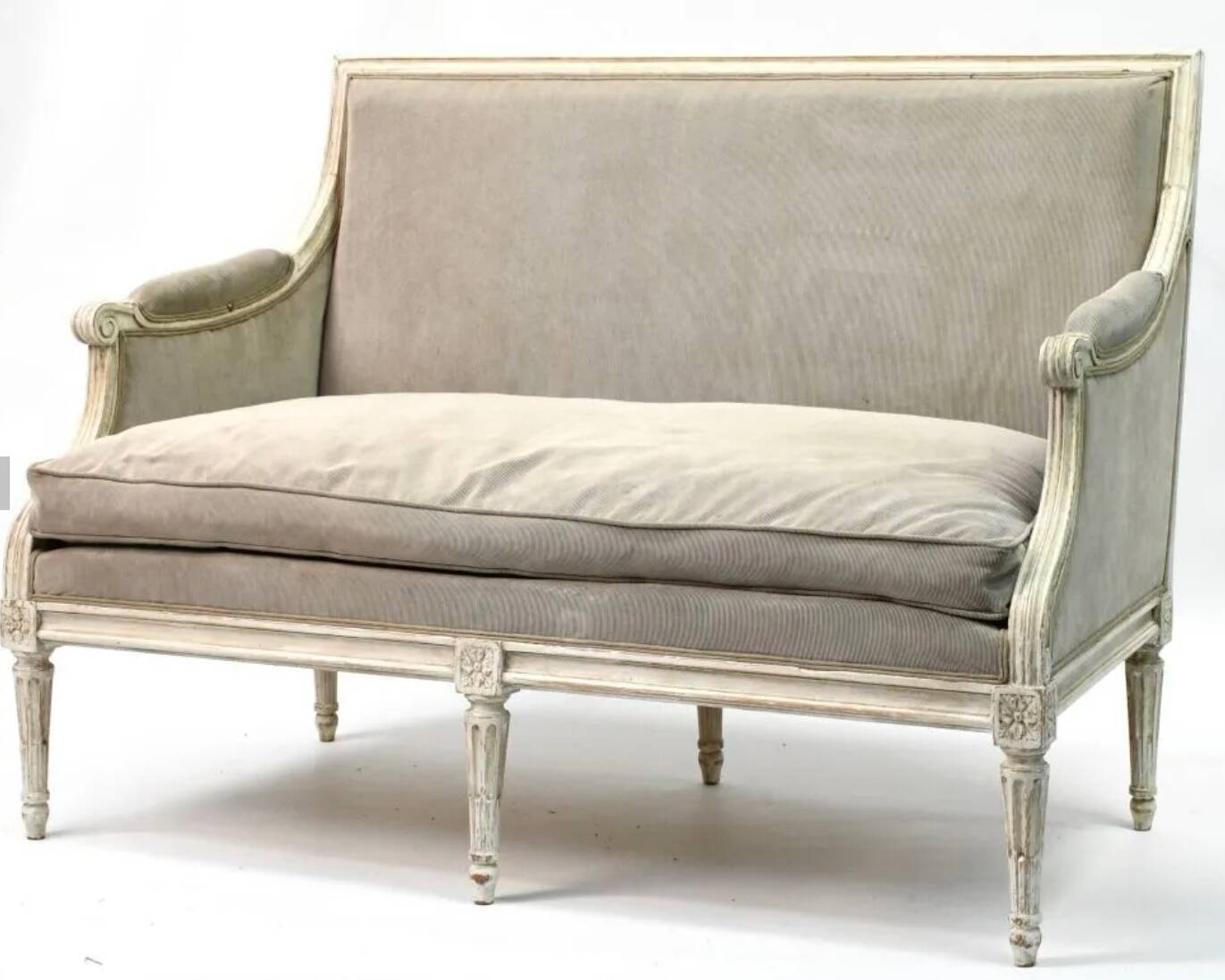 Louis XVI style canapé, in white lacquered wood.