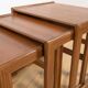 Tables Gigognes Mid-Century en Teck, Royaume-Uni, 1960s, Set de 3