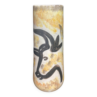 Vase en céramique annoté "lebabel jablat"