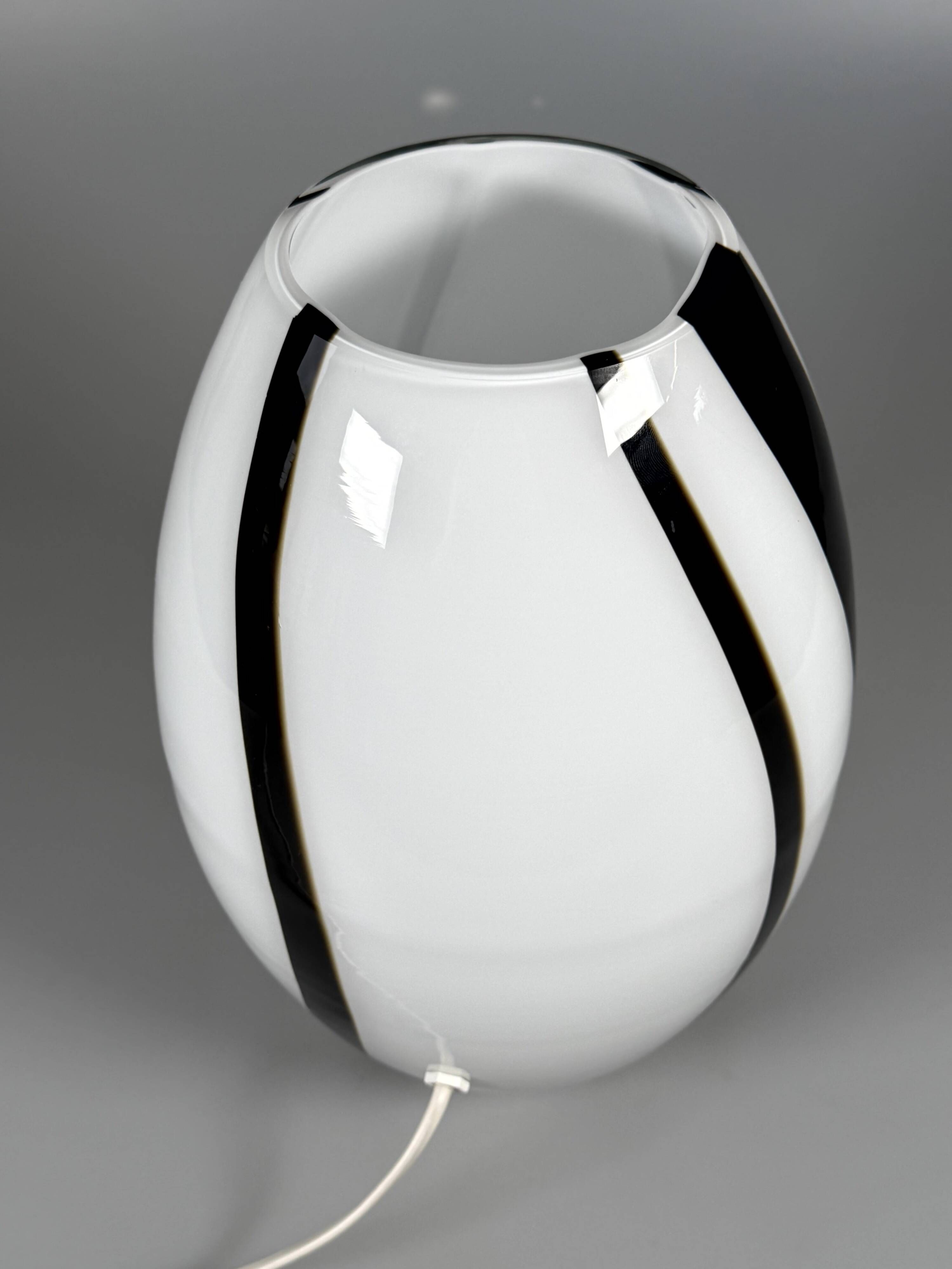Lampe de table en verre vintage des années 1970 1980 par Volux Italie