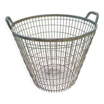 Panier en fer