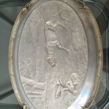 Dog tin dish at a standstill