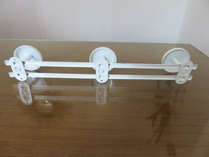 Coat rack 3 patères in white lacquered metal 70s