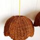 Paire de suspensions osier fleurs vintage