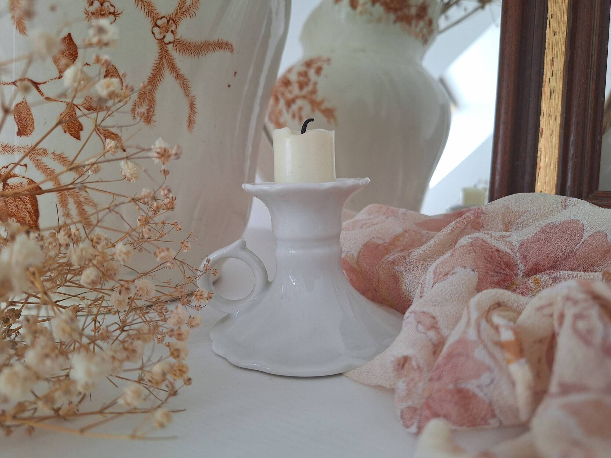Bedroom candle holder in Tuileries Porcelain