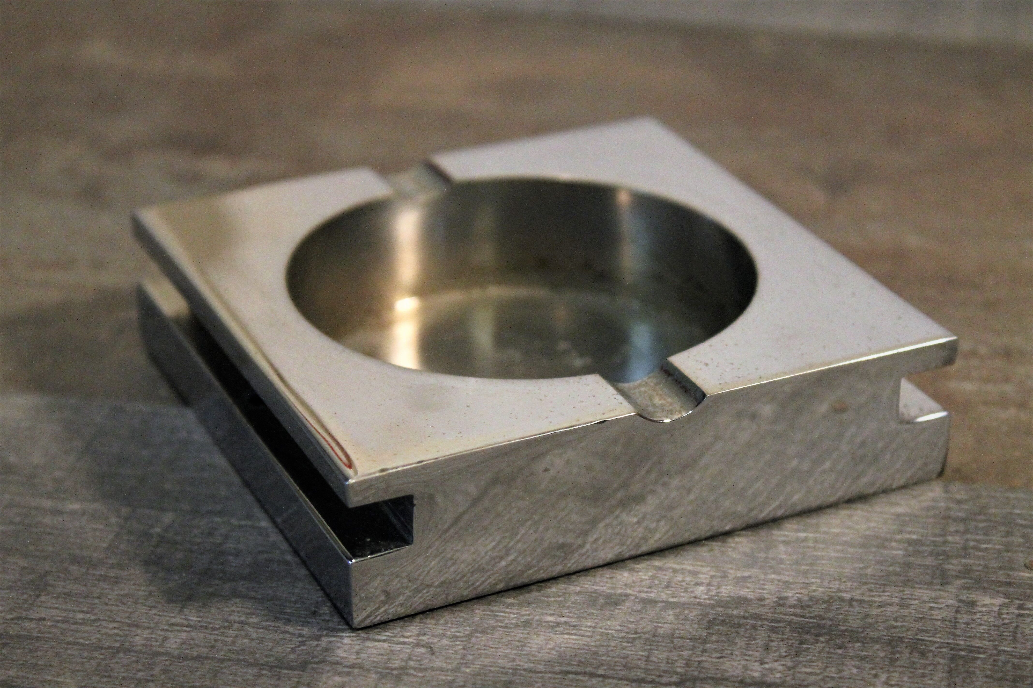 Ashtray plexiglas & steel design 1970