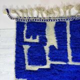 Berber wadi zem rug in blue color, size 150 x 250 cm