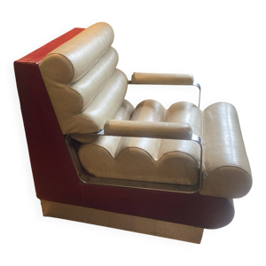 fauteuil rouge et beige