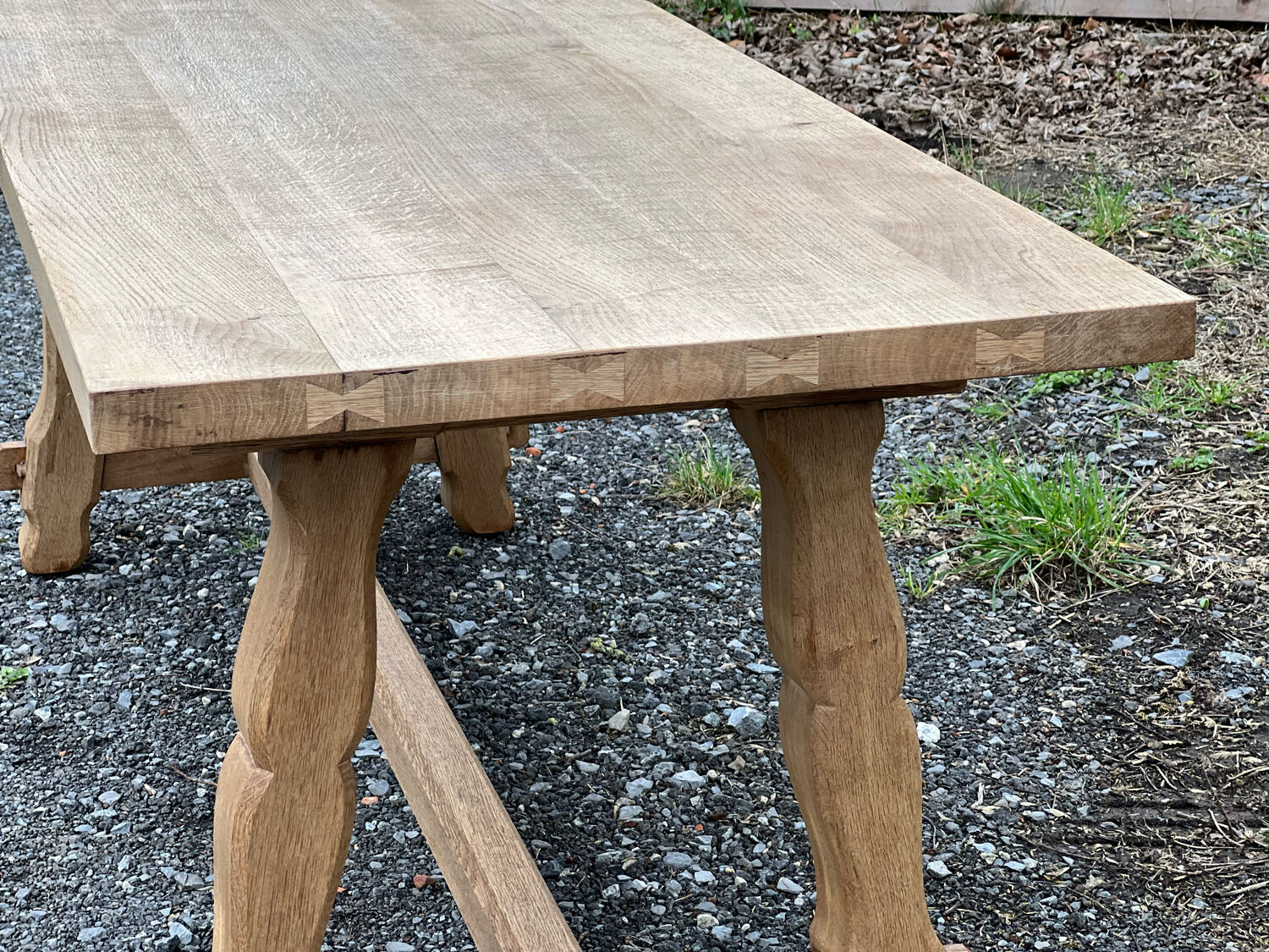 Farmhouse table