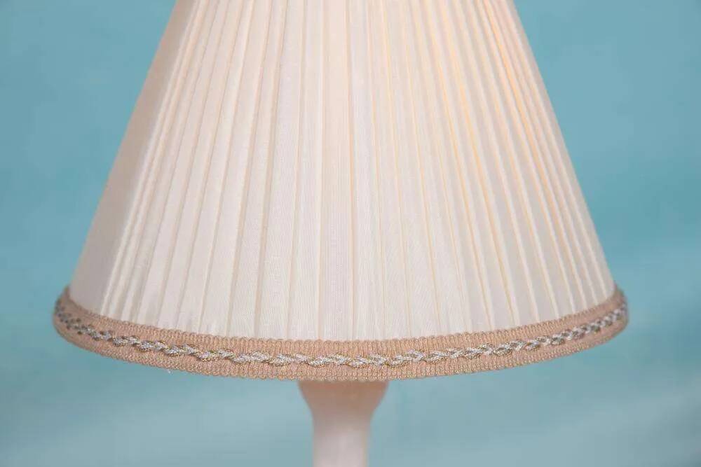 Bohemian chic natural stone table lamp, mid-century onyx table lamp.