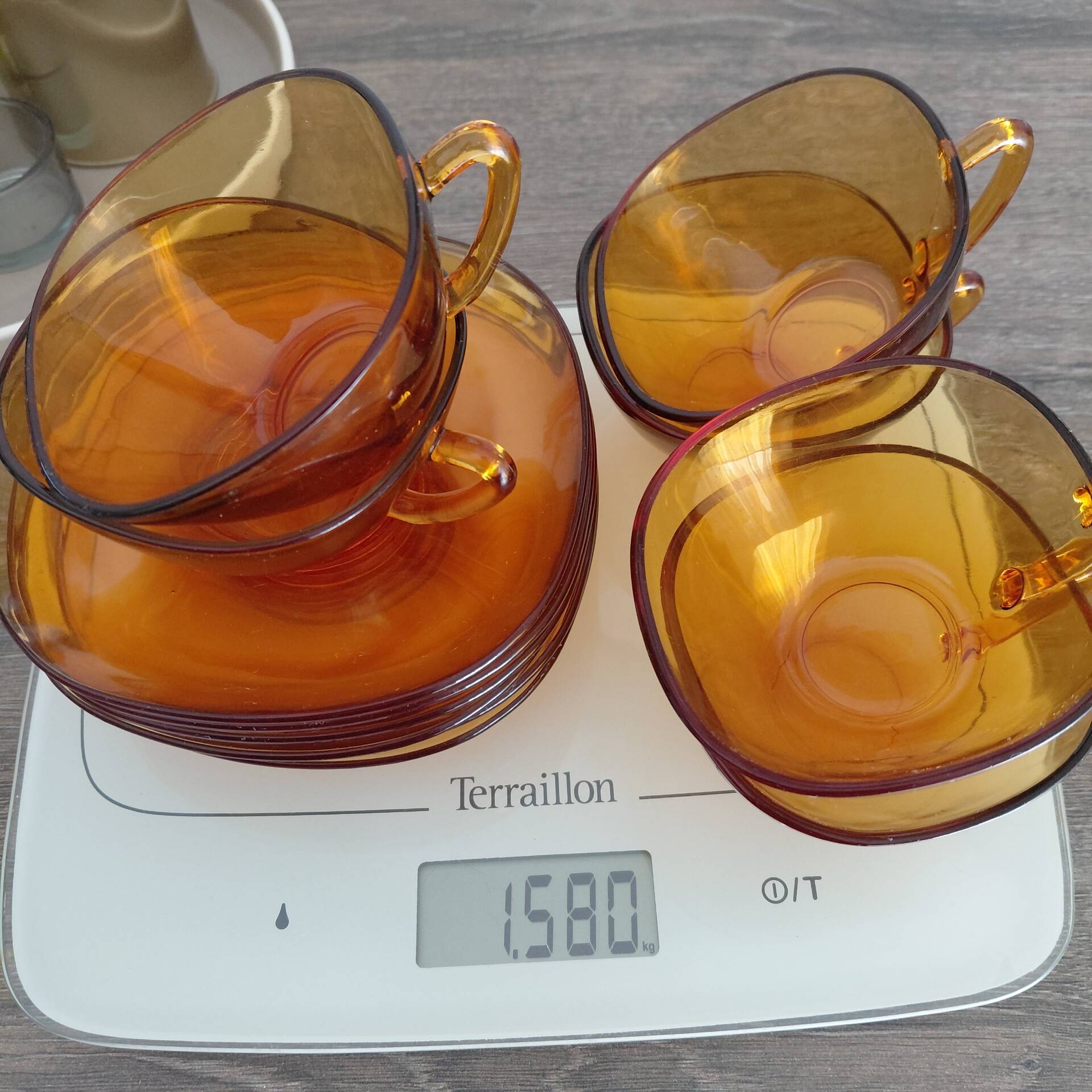 Vereco- 6 tasses et sous tasses verre orange