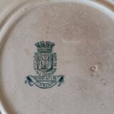 Terre de Fer Gien plate, Florentine decor