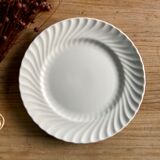 4 Aynsley England dessert plates