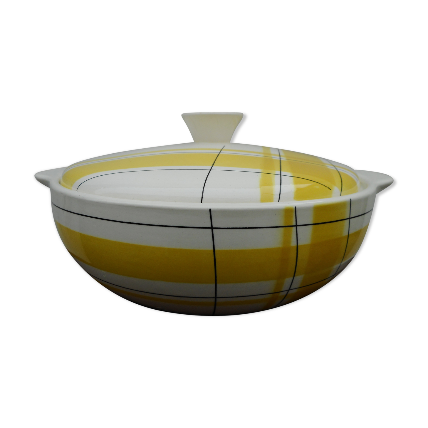 Salty earthenware soup tureen