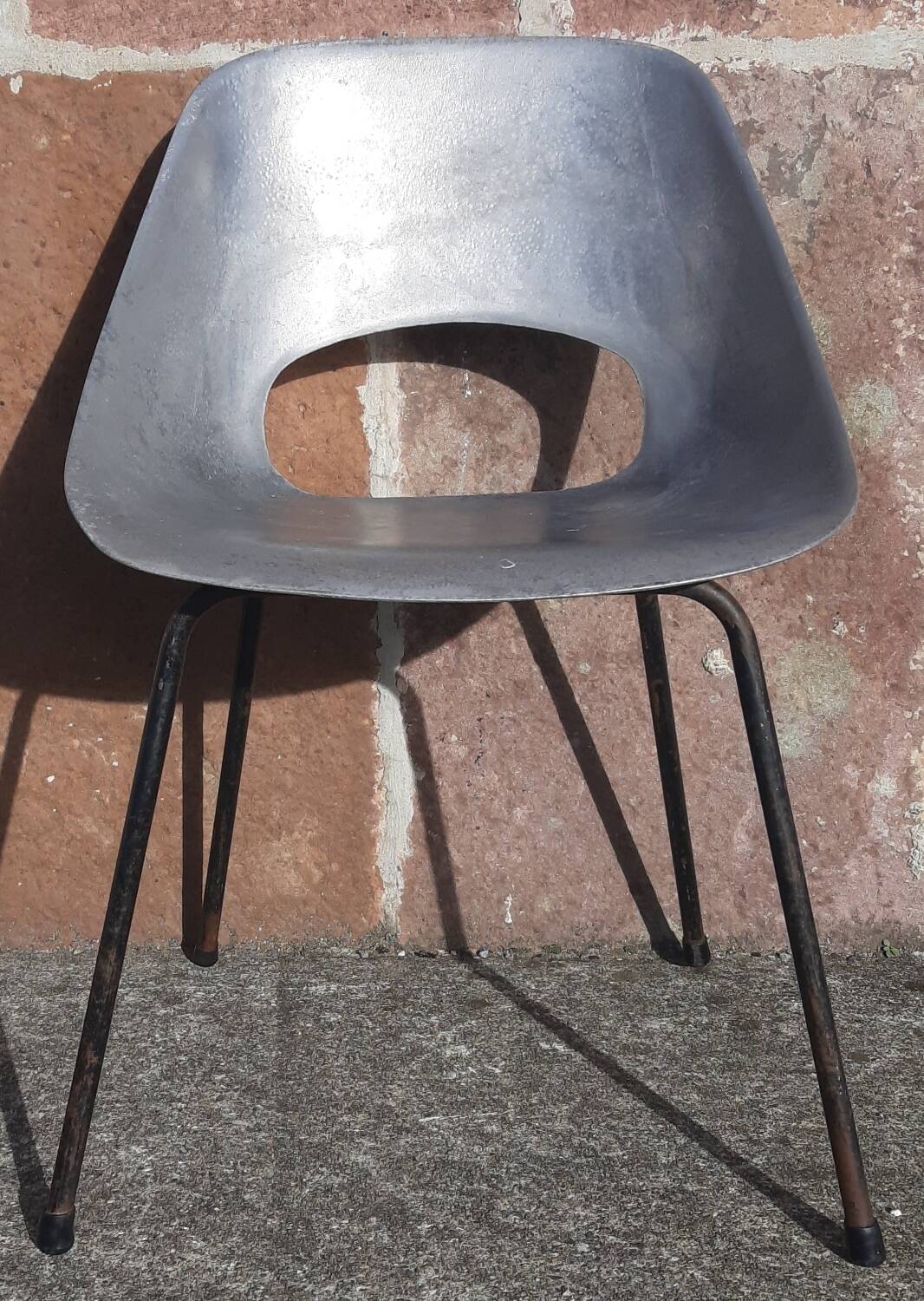 Chaise tulipe Pierre Guariche. (Edition Steiner, années 50)