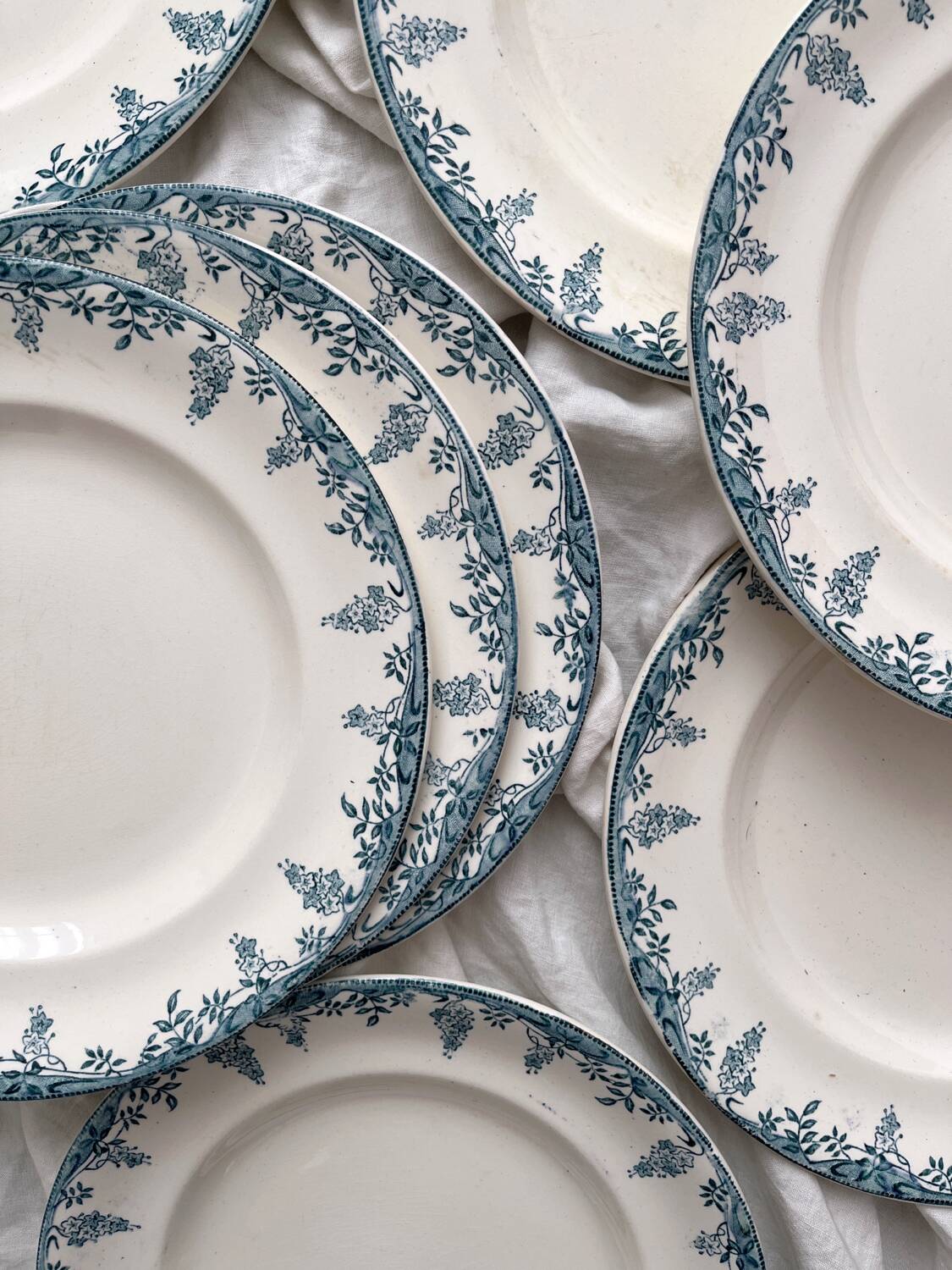 12 ironstone dinner plates “Florence” Longwy