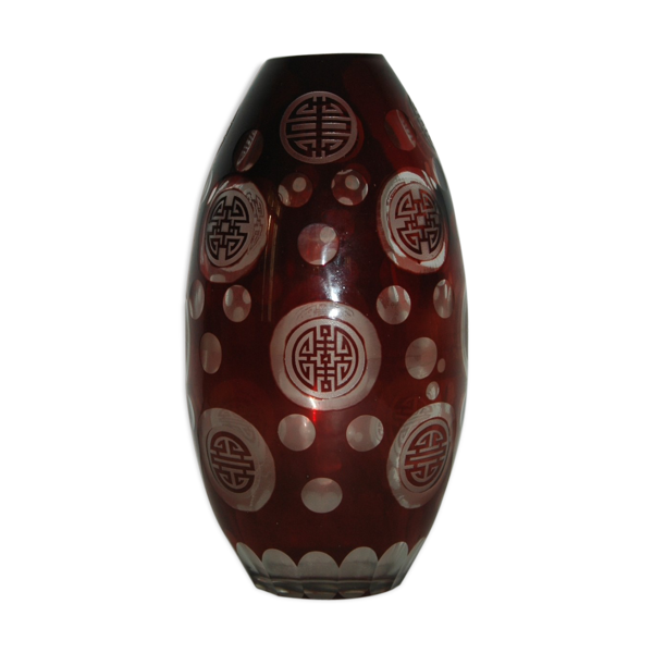 Vase verre taillé  ou cristal de bohème décor chinois Vase en cristal ou verre soufflé, u
