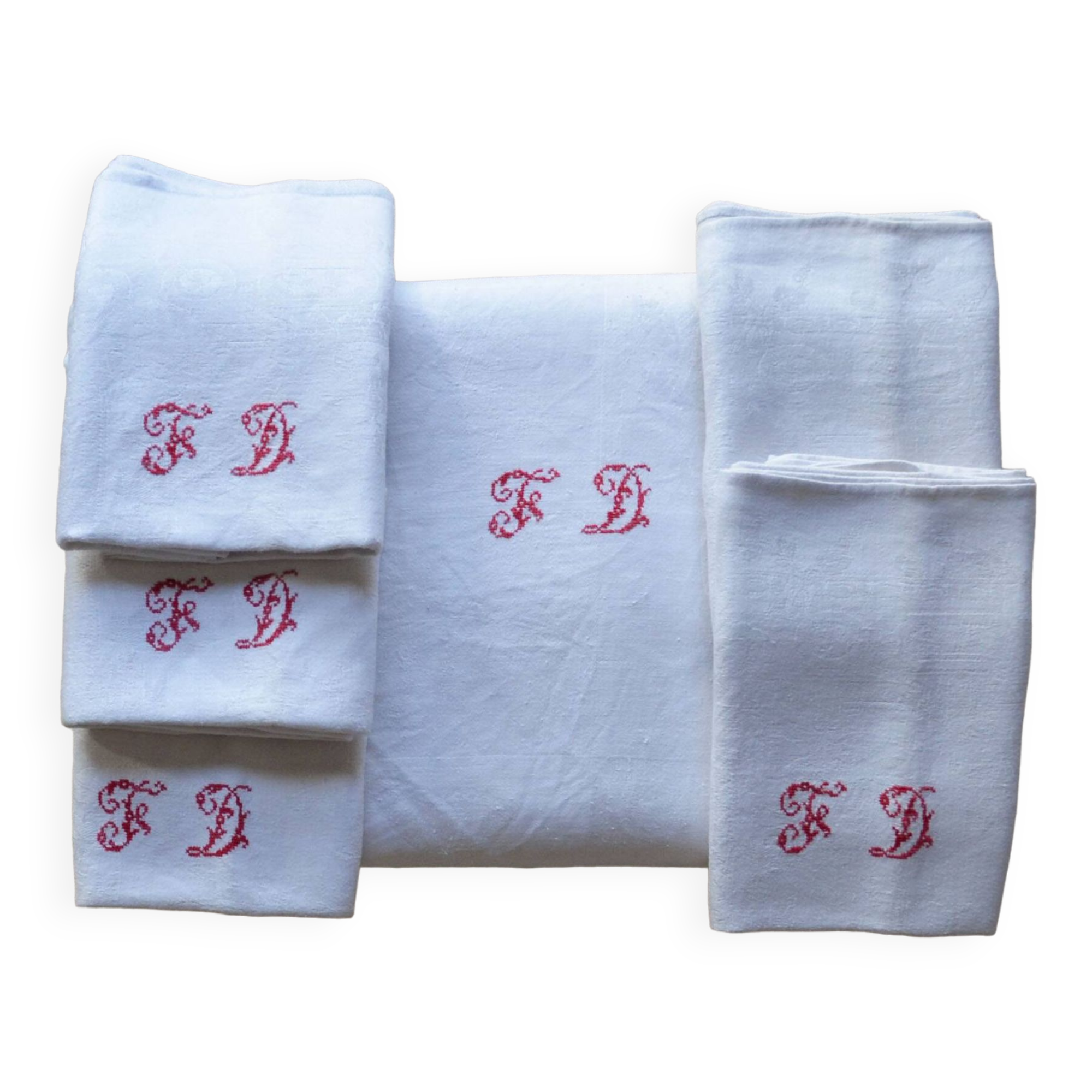 Old tablecloth & 5 linen damask napkins