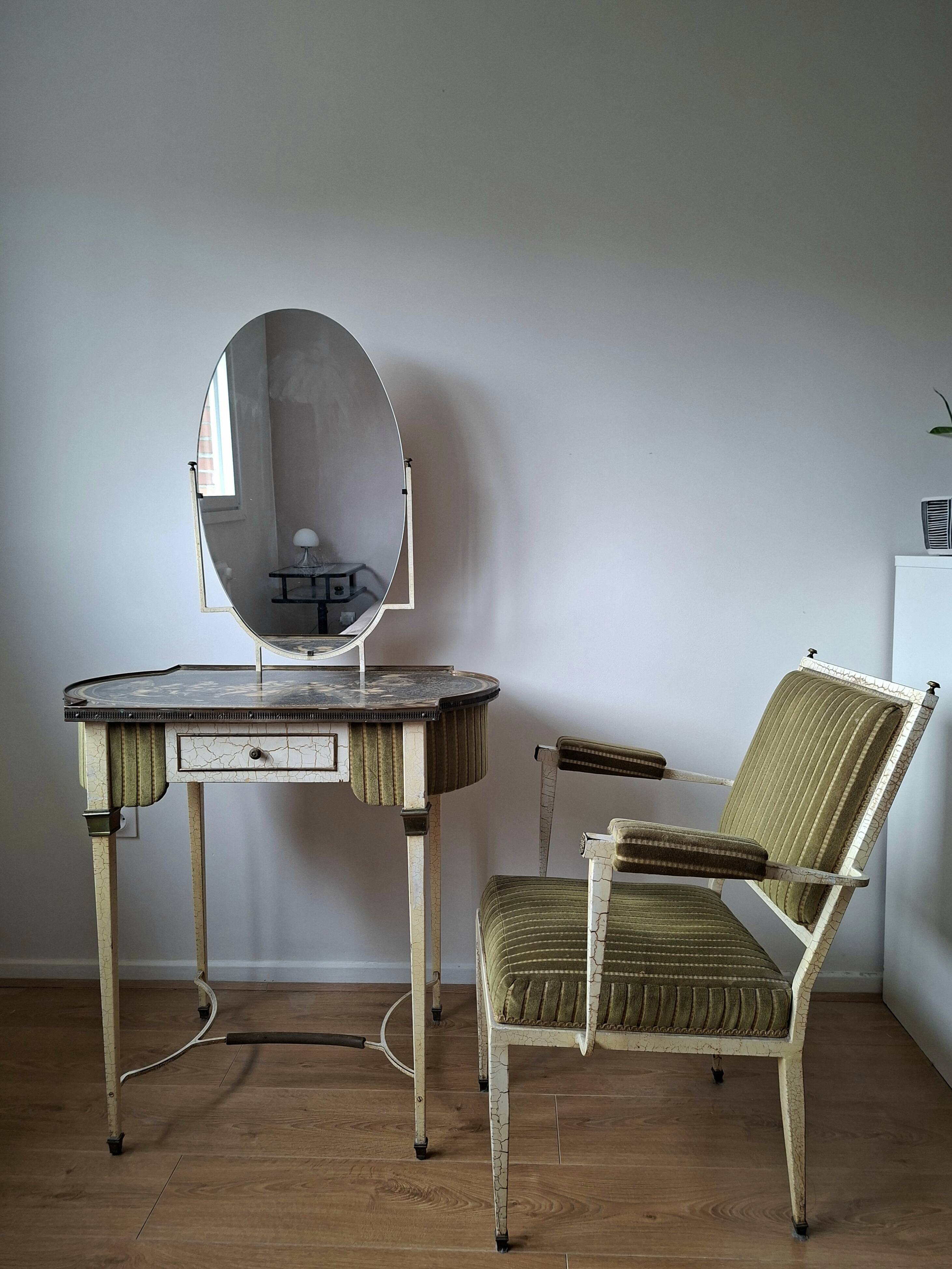 Louis XVI hairdresser