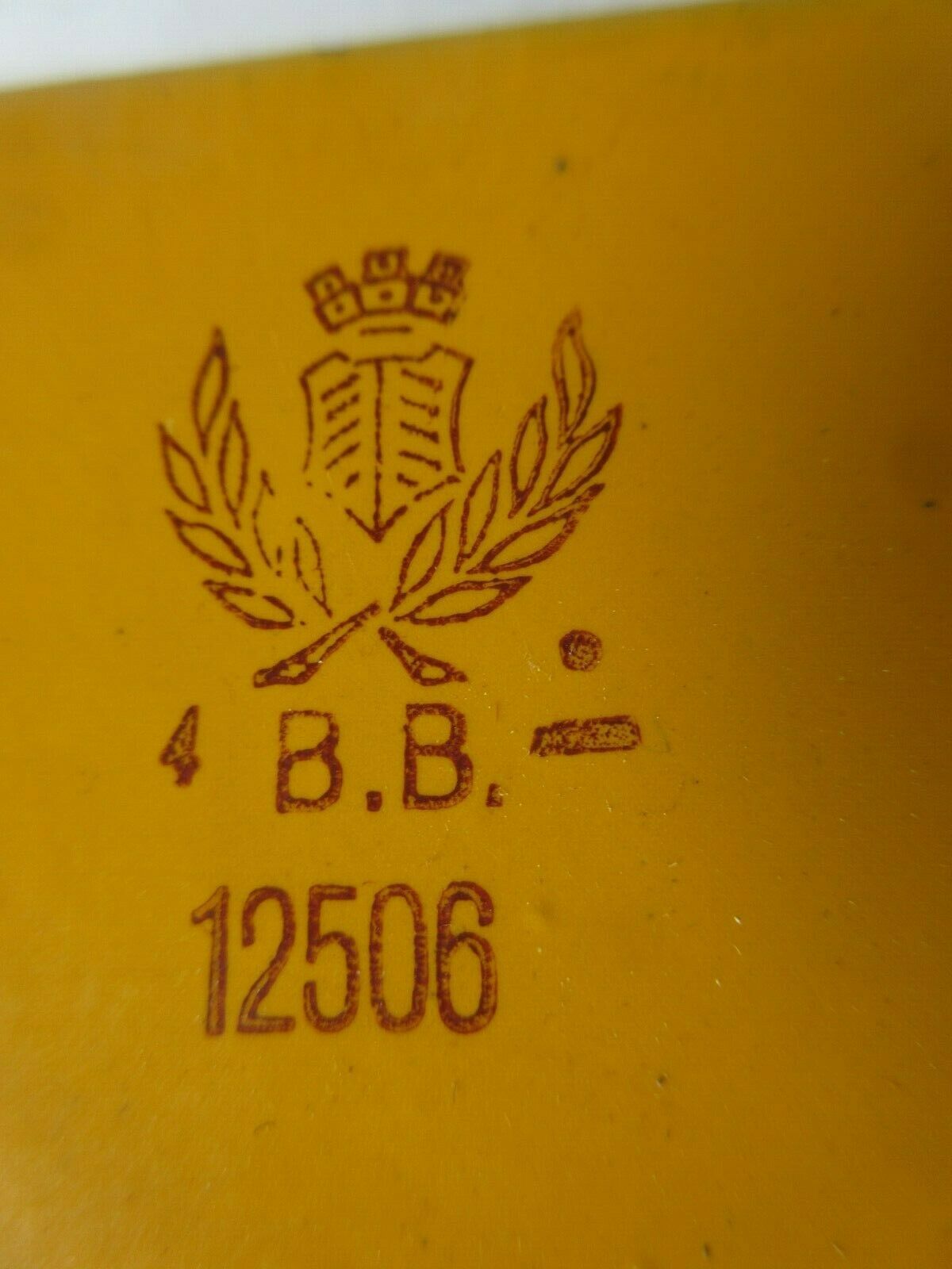 Art Deco milk pot, enamelled sheet as coffee maker, yellow and white signed BB