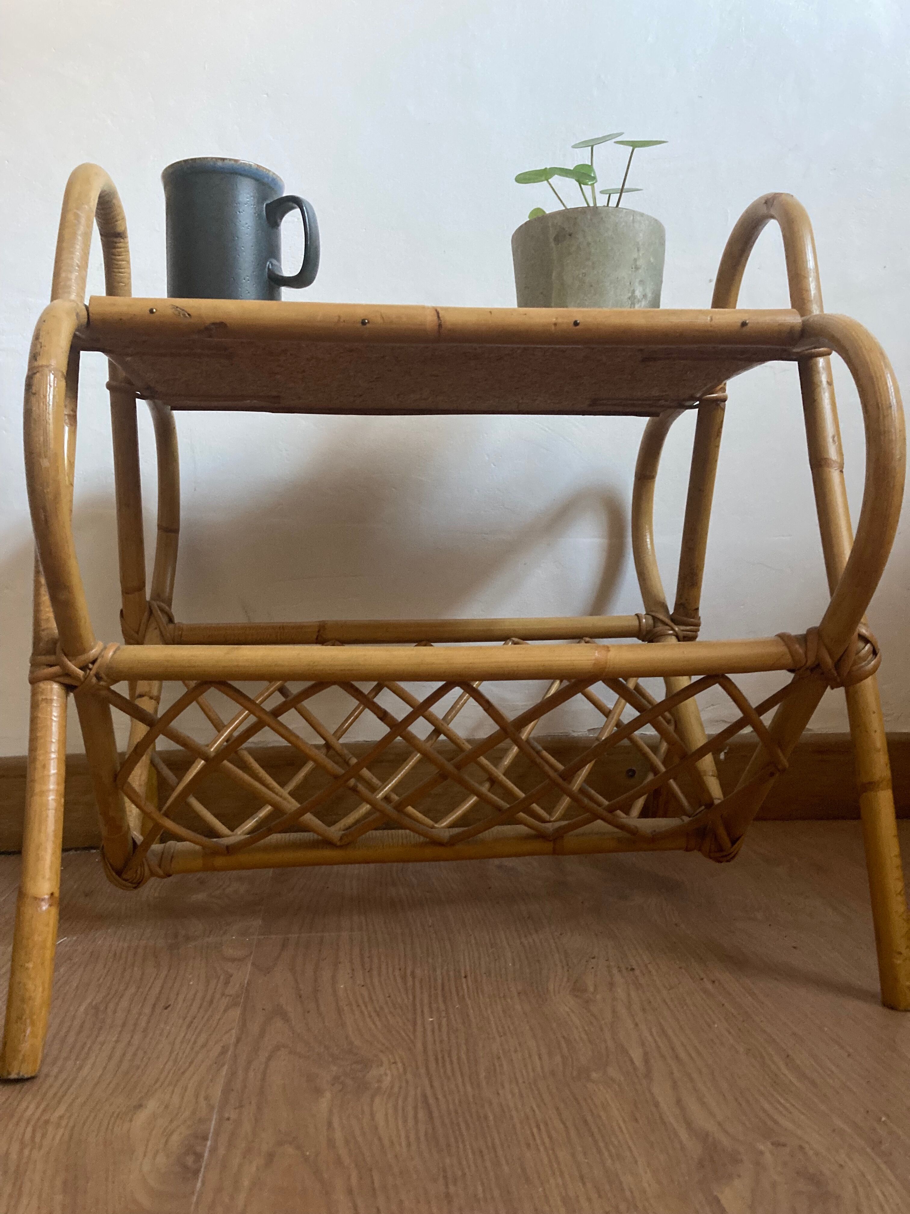 Rattan magazine
