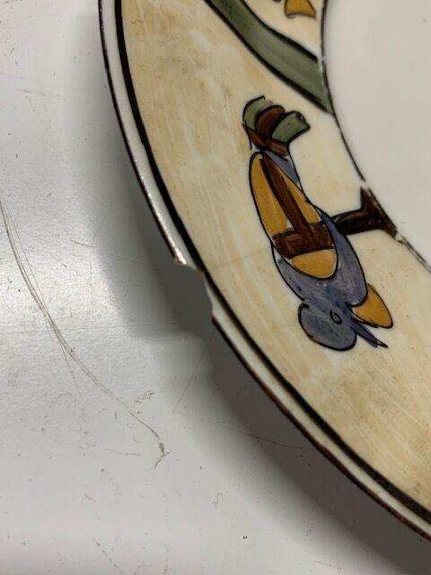 Ceramic plate and tureen