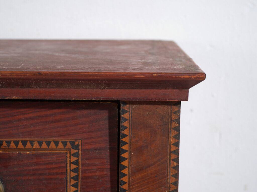 Biedermeier commode from Central Europe in pine with four drawers – Central Europe, circa 1850