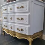 Commode style Louis XV, blanc et doré