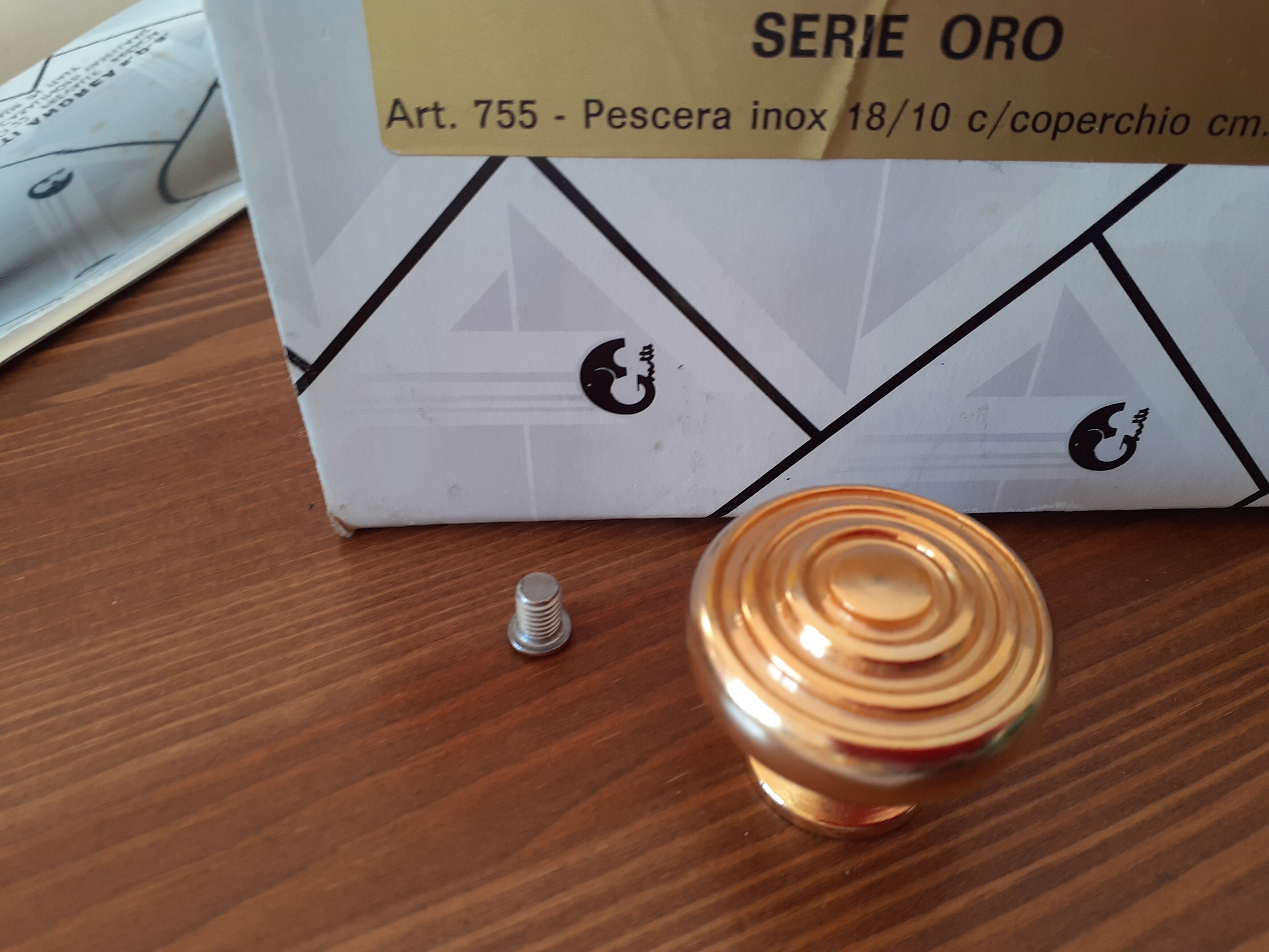 Fish dish with stainless steel lid Andrea Gnutti