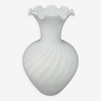 Vase des années 1960 par dogi en verre de murano. fabriqué en italie