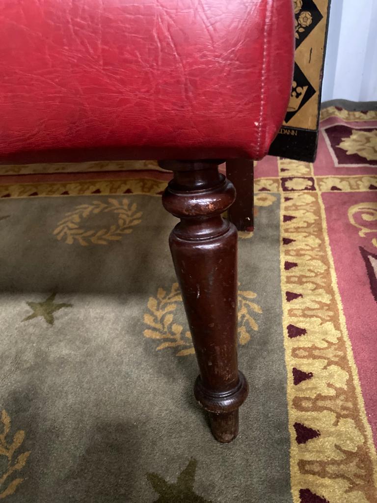 Bistro bench - red skaï brasserie 1900