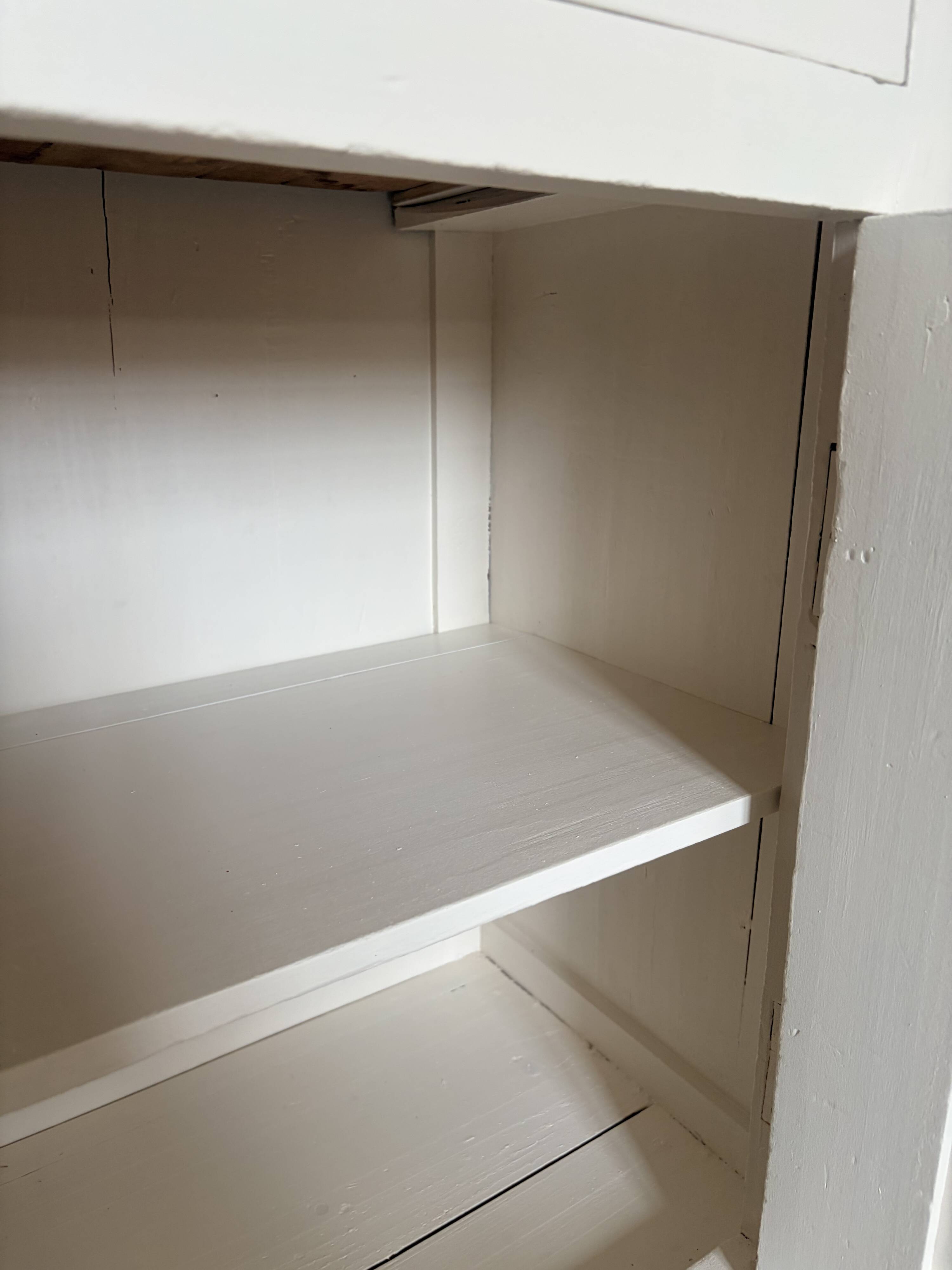 Vintage Parisian buffet compotier 260211