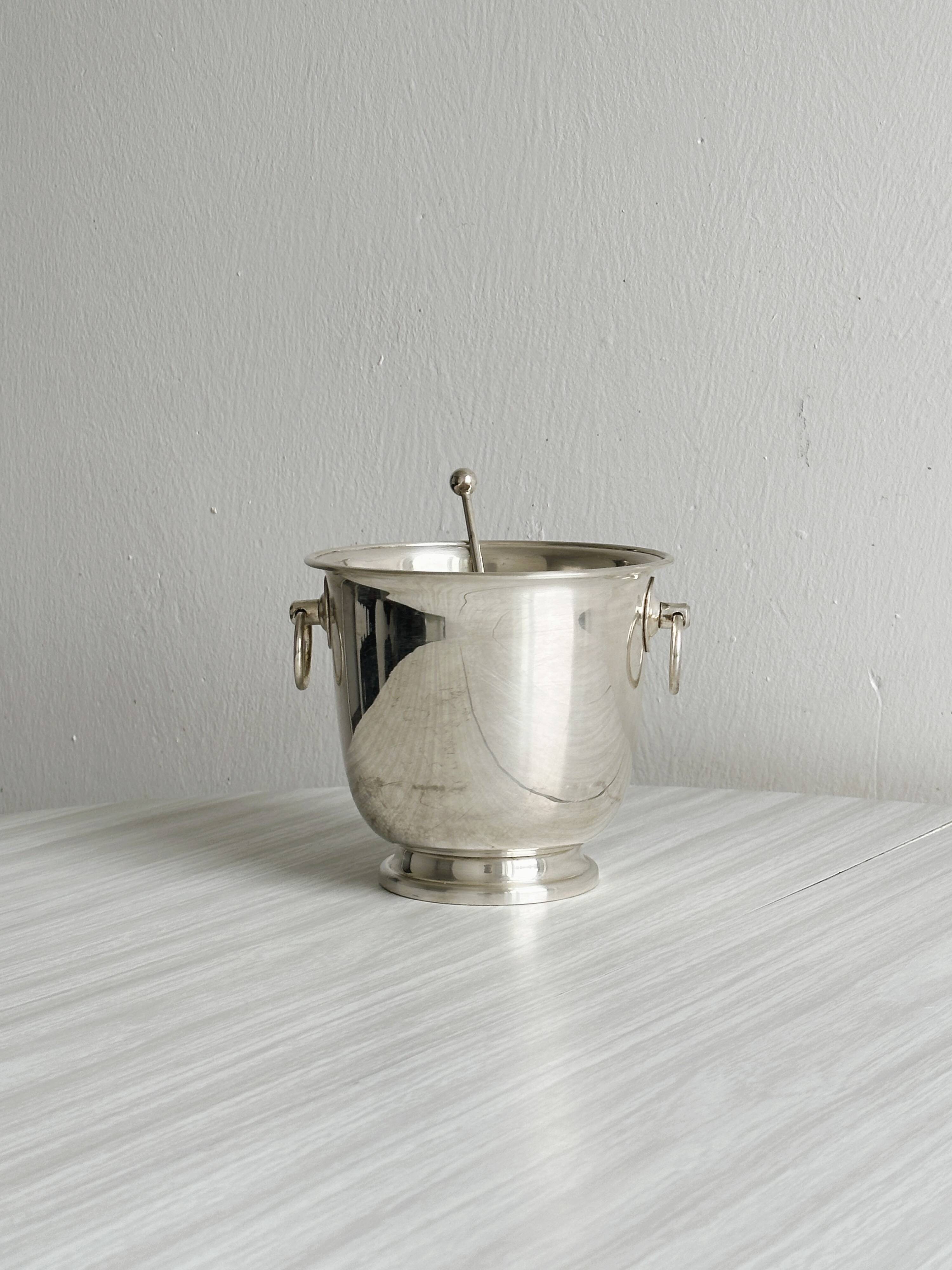 Silver metal ice bucket