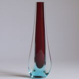 Teardrop vase in ruby red and blue Murano glass by Galliano Ferro, 1960