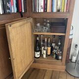 Custom U-shaped wall library – Solid wood and oak