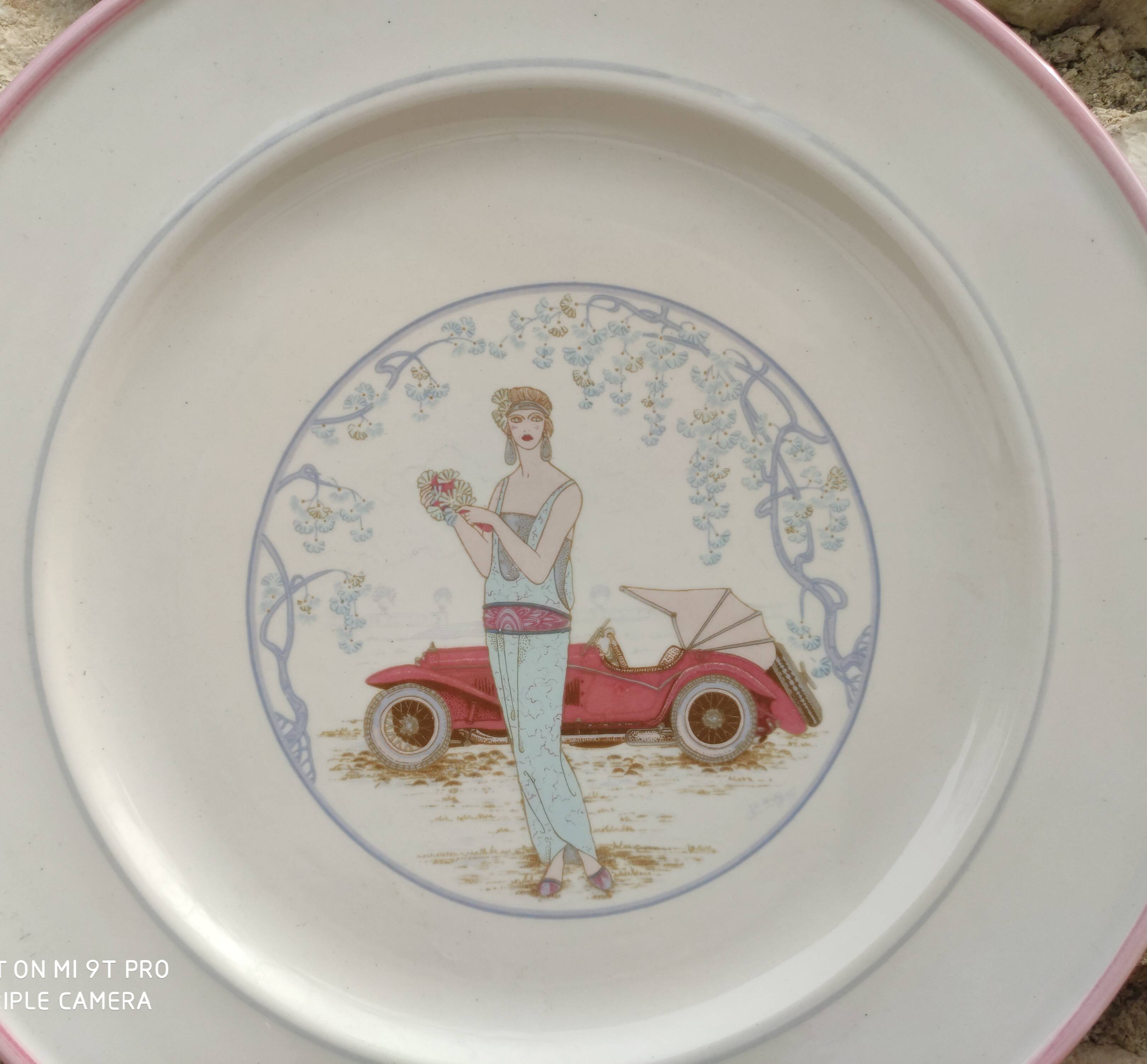 Lot of 4 old Italian plates