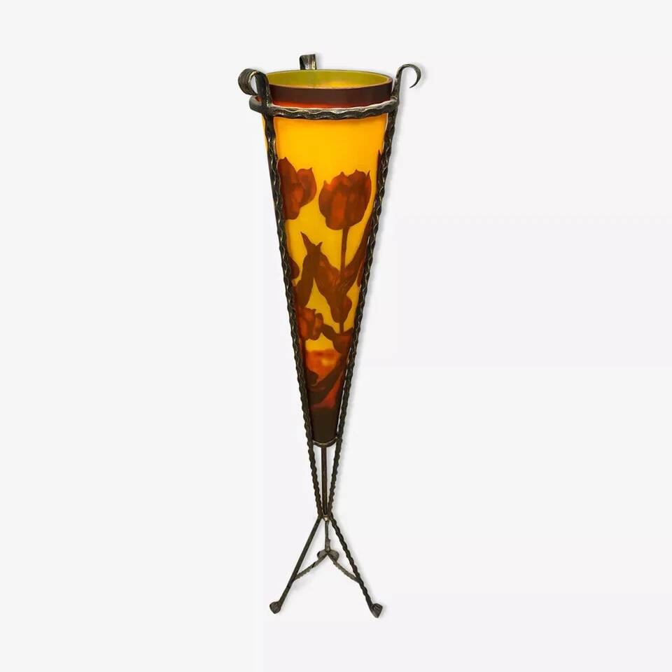 In the spirit of Majorelle and Muller: glass paste lamp