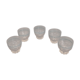 5 liqueur glasses