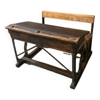 Double school desk 1900