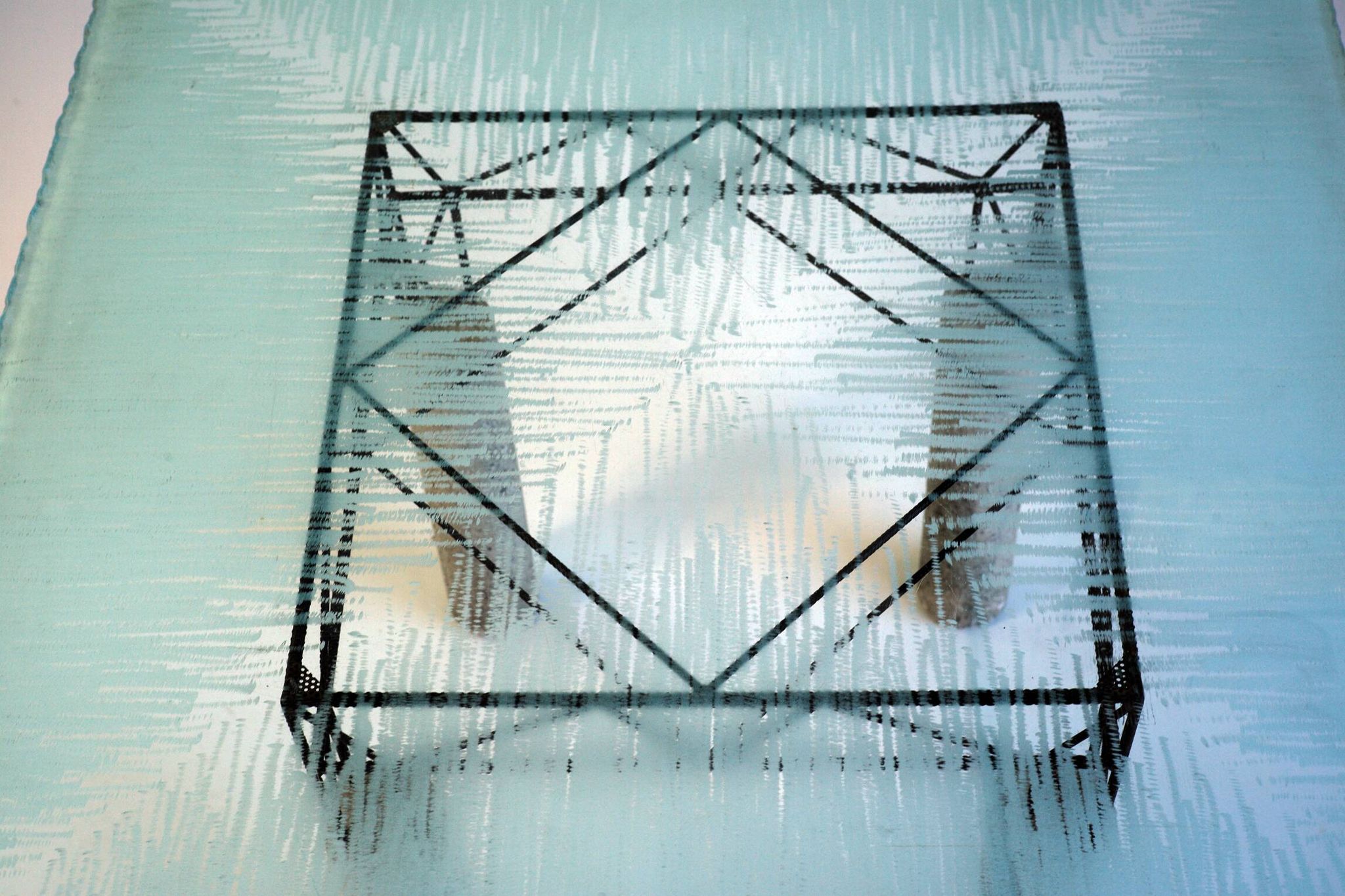 Table en béton et verre meulé, Italie 1980