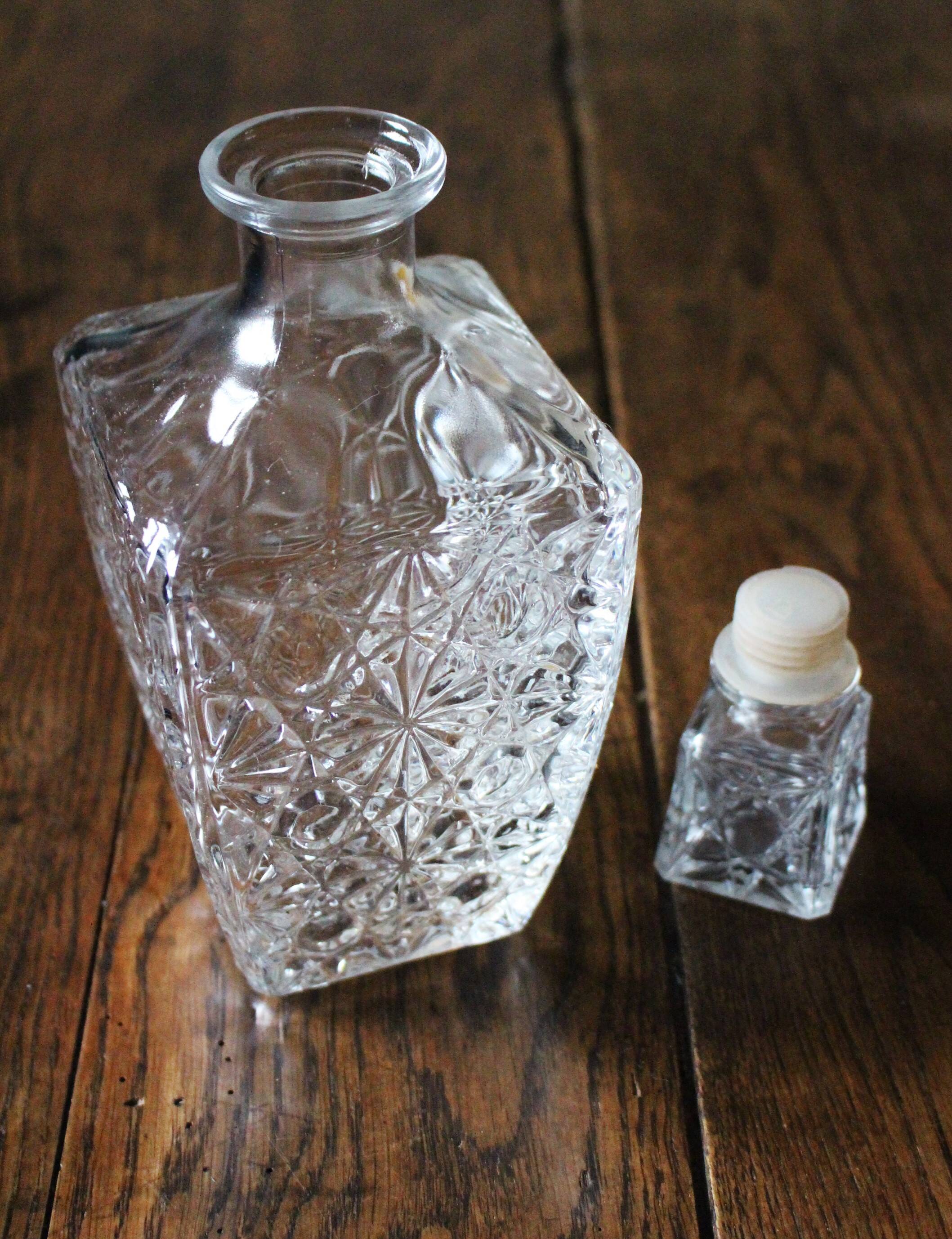 80s crystal star whiskey carafe